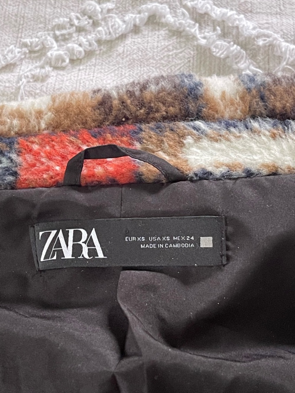 Zara Jacket - Picture 4 of 11